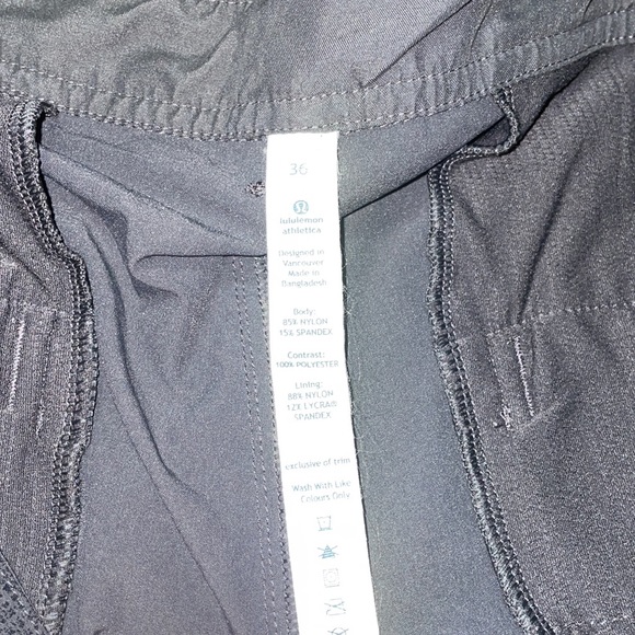 Lululemon - Picture 3 of 4